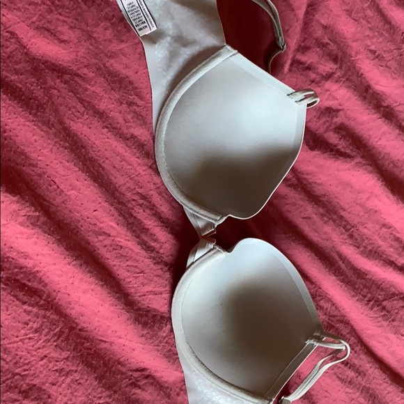 Bra - Picture 2 of 3